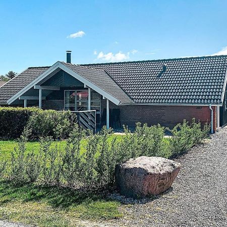 10 Person Holiday Home In Juelsminde Sonderby  Экстерьер фото