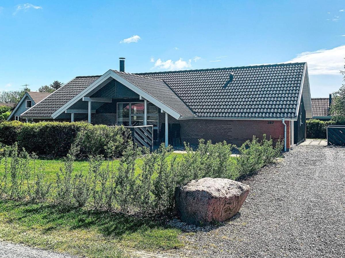 10 Person Holiday Home In Juelsminde Sonderby  Экстерьер фото