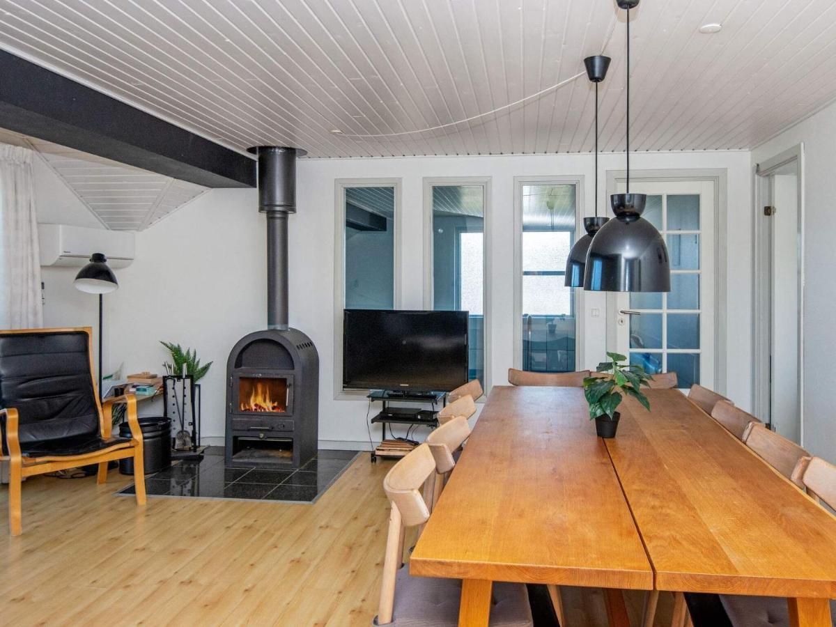 10 Person Holiday Home In Juelsminde Sonderby  Экстерьер фото